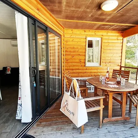 Camping La Pinatelle Saint-Auban  Exterior photo