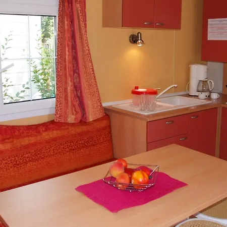 Camping La Pinatelle Saint-Auban  Room photo