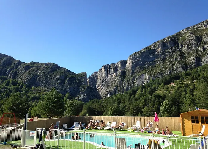 Camping La Pinatelle