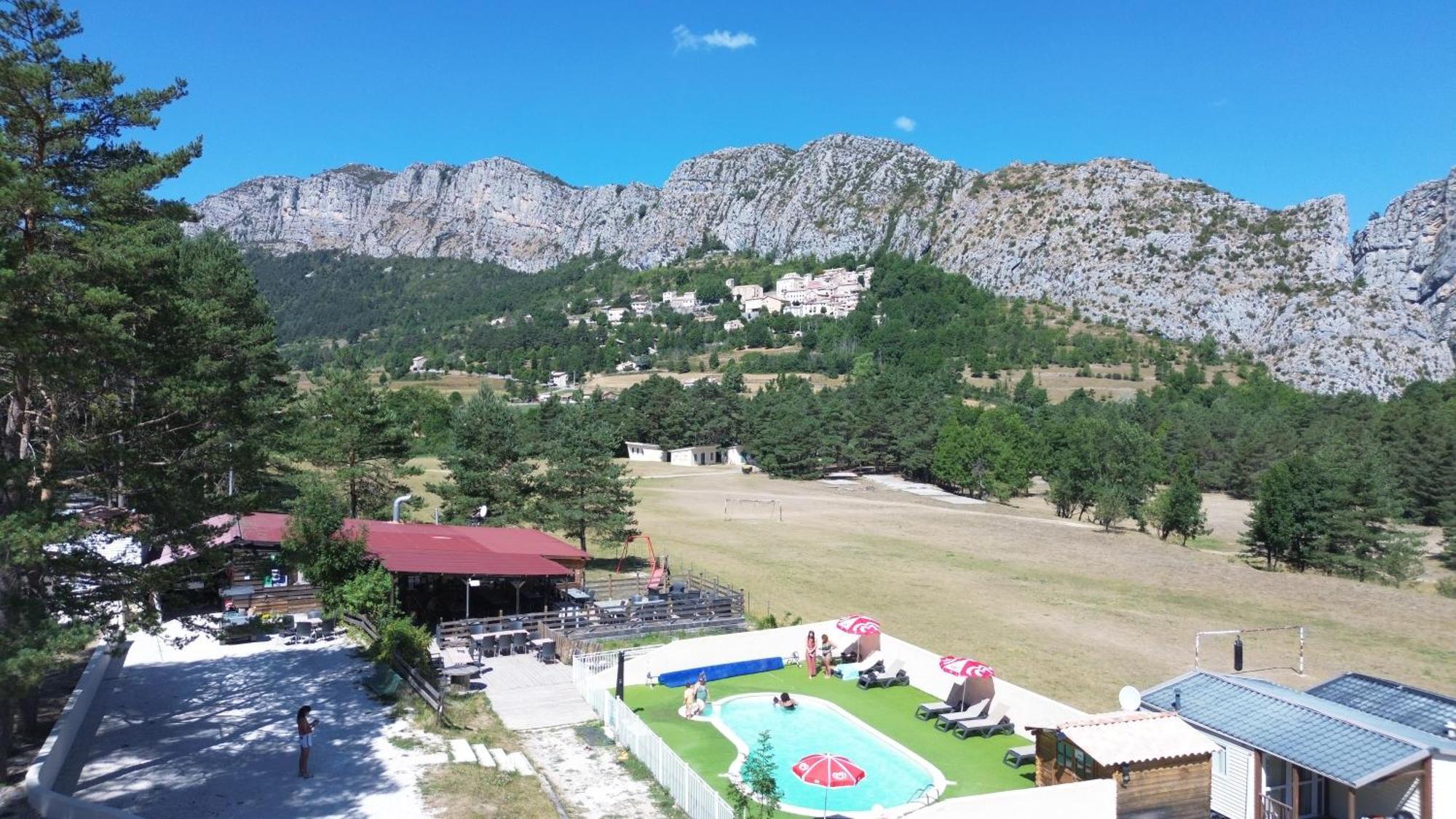 La Pinatelle Parque de Campismo